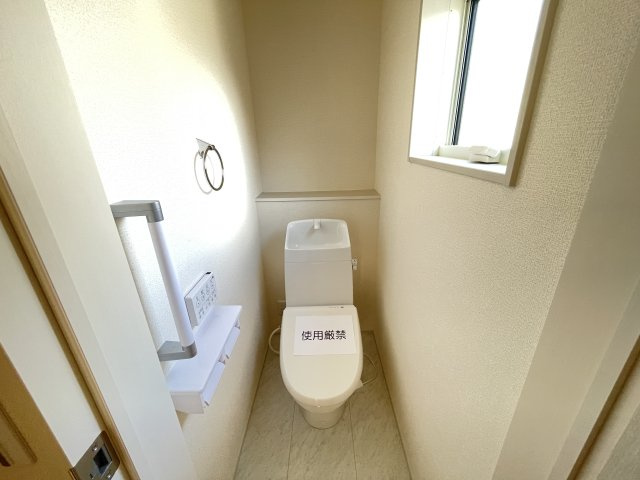 藤岡市藤岡第13（全1棟）1号棟のトイレ
