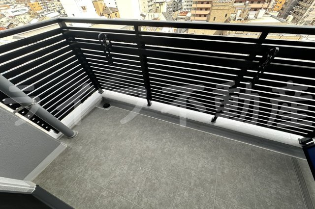 ARCOBALENO OSAKA FUSEのバルコニー|暖かな日差しのふりそそぐバルコニー