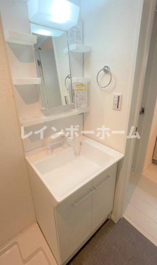 モダンライト北柏　特典：仲介手数料が無料です!!の洗面所