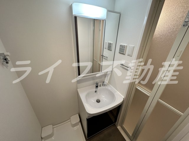 ARCOBALENO OSAKA FUSEの独立洗面台|独立洗面台で身支度をすべて済ませてしまいましょう