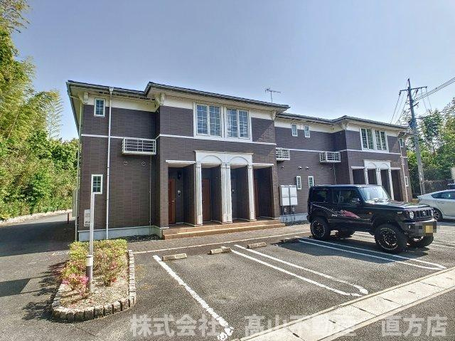 直方市大字頓野のアパートの外観