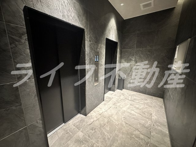 S-RESIDENCE布施aventraのロビー|ゆとりのあるロビーです