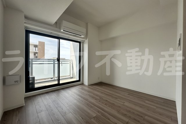 ARCOBALENO OSAKA FUSEの居間・リビング|ゆったり過ごせるリビングです