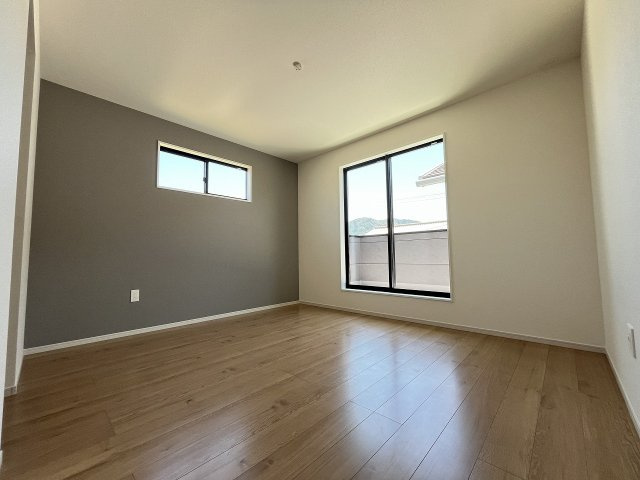 【寝室】 | 福岡市南区老司3丁目6期　2号棟（全2棟）【仲介手数料無料・0円】 | 施工例。施工例は完成時と異なる場合があります。
