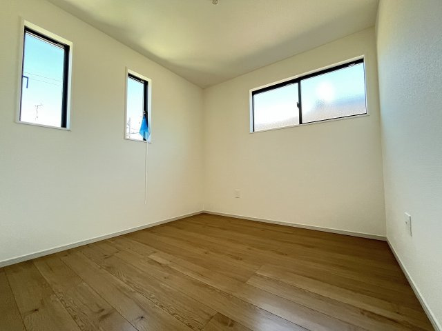 【子供部屋】 | 福岡市南区老司3丁目6期　2号棟（全2棟）【仲介手数料無料・0円】 | 施工例。施工例は完成時と異なる場合があります。