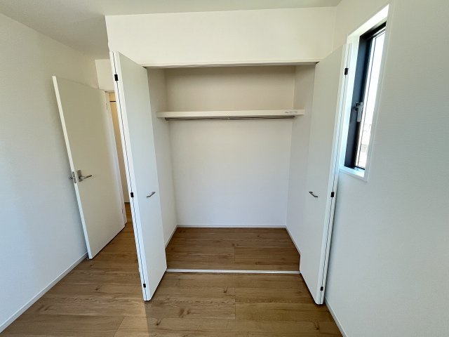 【収納】 | 福岡市南区老司3丁目6期　2号棟（全2棟）【仲介手数料無料・0円】 | 施工例。施工例は完成時と異なる場合があります。