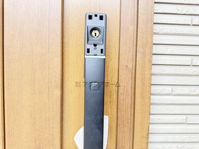 所沢市北秋津・全4棟　新築一戸建　3号棟　～全館空調搭載～の玄関