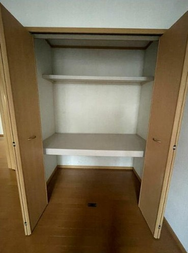 船橋市三咲４丁目のアパートの収納