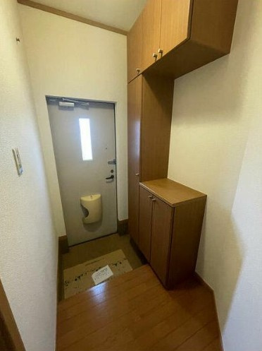 船橋市三咲４丁目のアパートの玄関
