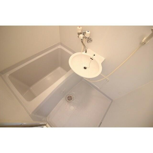 町田市大蔵町の賃貸マンションの浴室