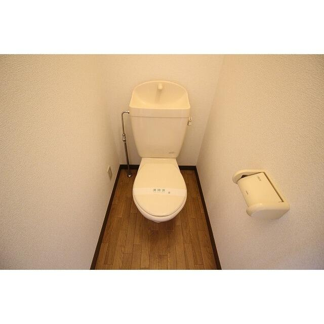町田市大蔵町の賃貸マンションのトイレ