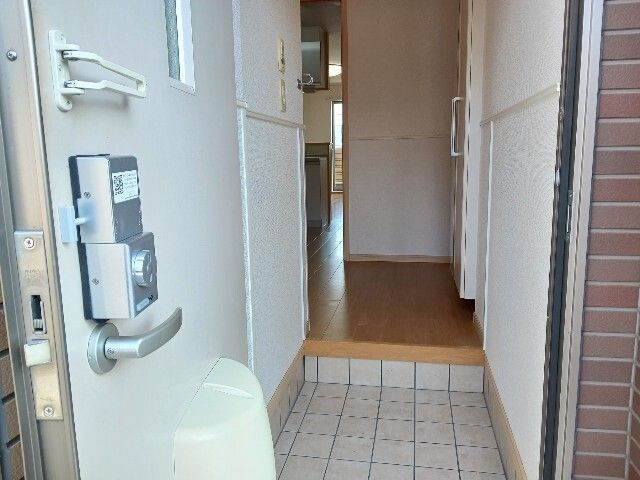 ソレイユ　Ｎの玄関