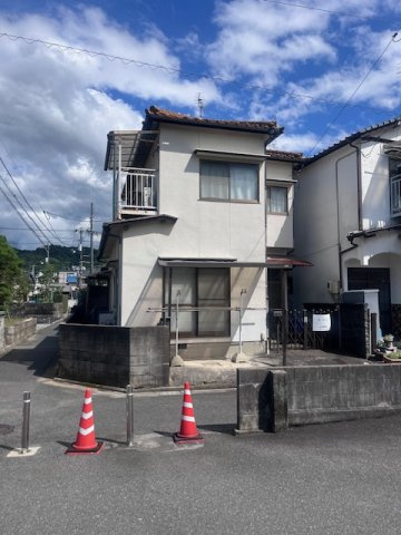 長束1丁目中古戸建の前面道路含む現地写真
