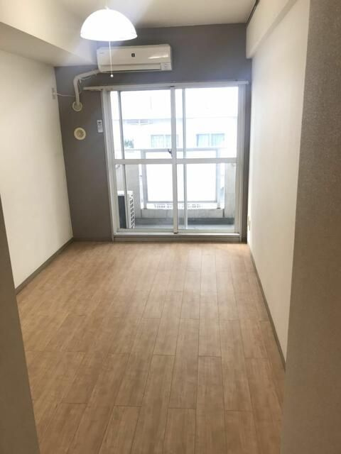 トップ明大前第３