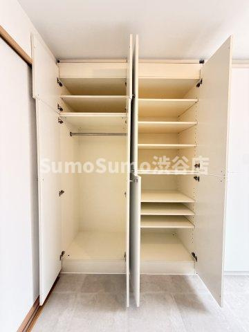 シティコート⽬黒3号棟の収納|収納豊富です
