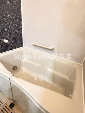 シティコート⽬黒3号棟の浴室|きれいなお風呂です