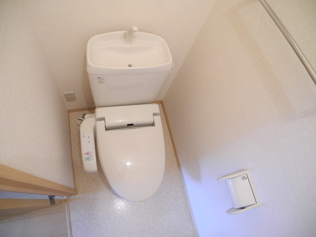 グランモア貝津C棟のトイレ|※室内画像は別部屋のもの
