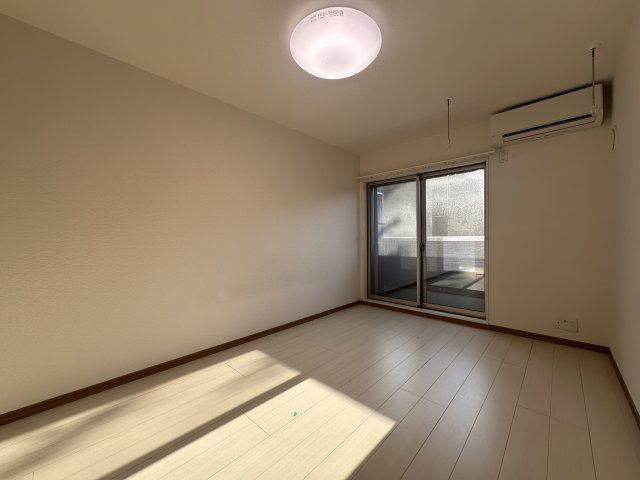 川崎市多摩区枡形５丁目の賃貸マンションの居間・リビング