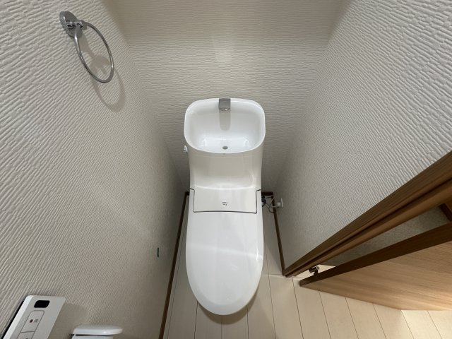 川崎市多摩区枡形５丁目の賃貸マンションのトイレ
