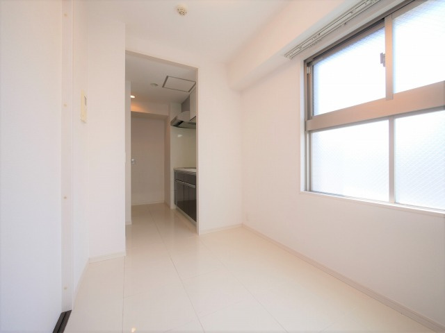 Gallery谷町の洋室