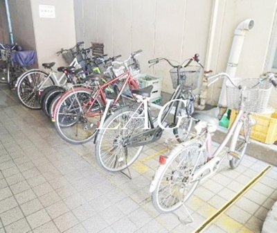 【その他共用部分】 | 池田マンション | 駐輪場です。
