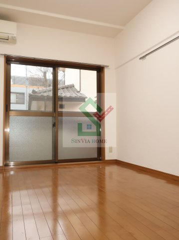 レジデンス所沢参番館の居間・リビング