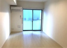 横須賀市追浜本町１丁目の賃貸マンションの居間・リビング