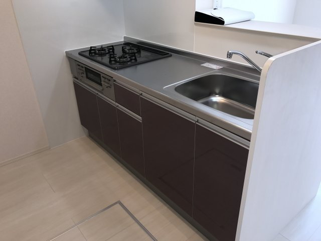 セレブレイト成田のキッチン|システムキッチン