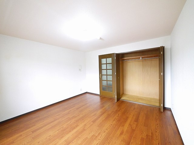 南新町ビルの洋室|きれいな洋室です