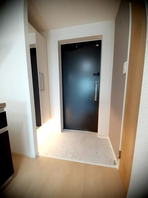 フリーデ明石駅前の玄関