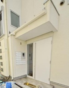 ＲＩＺＥＳＴ　浦和美園　ＨＥＲＢのエントランス