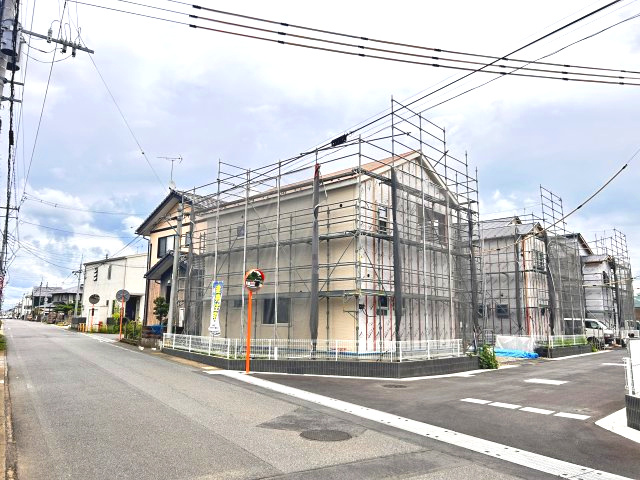 【LiveleGarden】下野上大領 全8棟の前面道路含む現地写真|〇1号棟〇
未完成物件ですが、お近くの同社施工完成物件をご内覧いただくことも可能です☆
お気軽にお問い合わせください♪
※2026年7月撮影