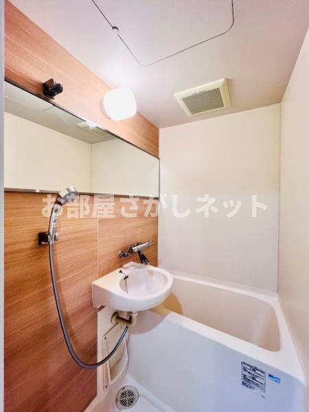 ＫＤＸレジデンス横浜関内【おとり物件なし】#学生・社会人にオススメ！初期費用分割払いOK！の浴室