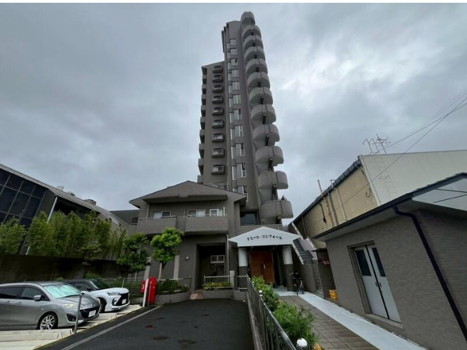 ドミール・コンフォール