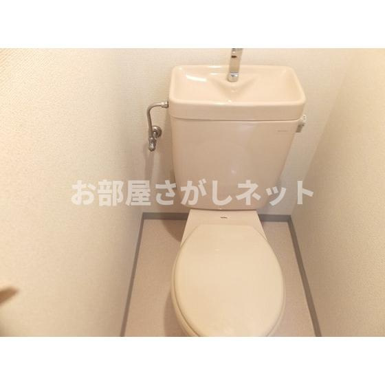 ＣＲＥＳＣＥＮＴ　ＭＯＴＯＮＥＳのトイレ