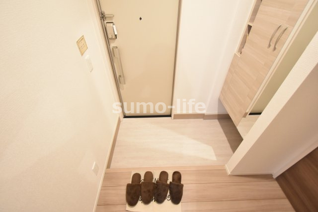 D-room武庫之荘の玄関