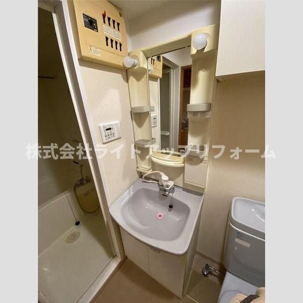 ディナスティ神戸元町通の洗面所