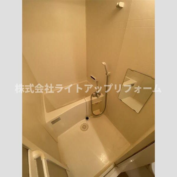 ディナスティ神戸元町通の浴室