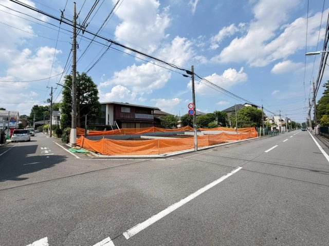 杉並区善福寺4丁目　土地30坪超　太陽光×長期優良住宅　全3棟の前面道路含む現地写真