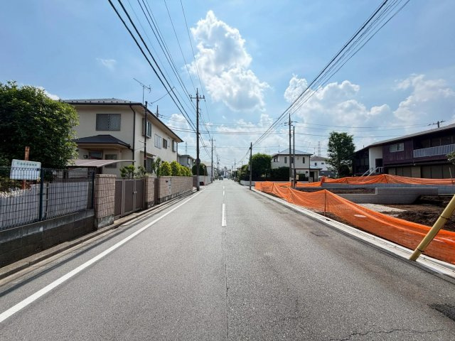 杉並区善福寺4丁目　土地30坪超　太陽光×長期優良住宅　全3棟の前面道路含む現地写真