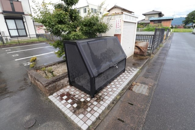 マーサ・ジュネスのその他共用部分