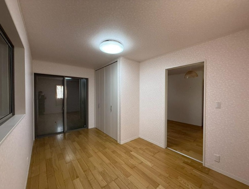 秦野市元町　中古戸建　78.22坪の洋室