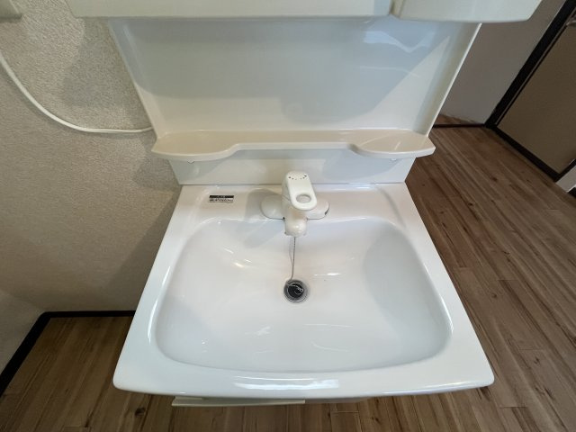 サンシティー西大路の洗面所|コンパクトで使いやすい洗面所
