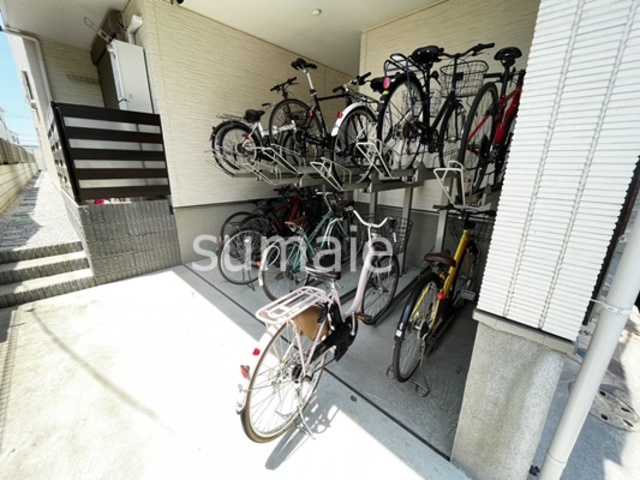 ステラ与野本町のその他共用部分|駐輪場です☆