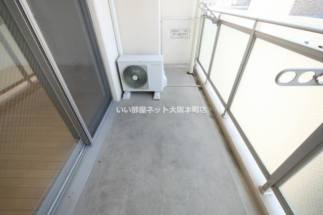 レジディア谷町のバルコニー