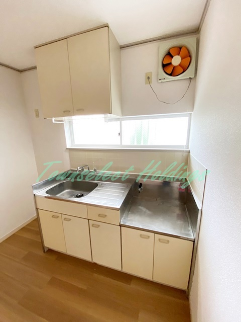 鎌倉市大町１丁目のアパートのキッチン