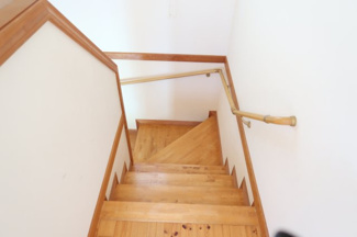  | 野洲市野洲　中古戸建 | 階段