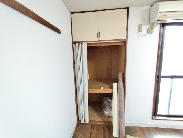 ホワイトハイツの収納
