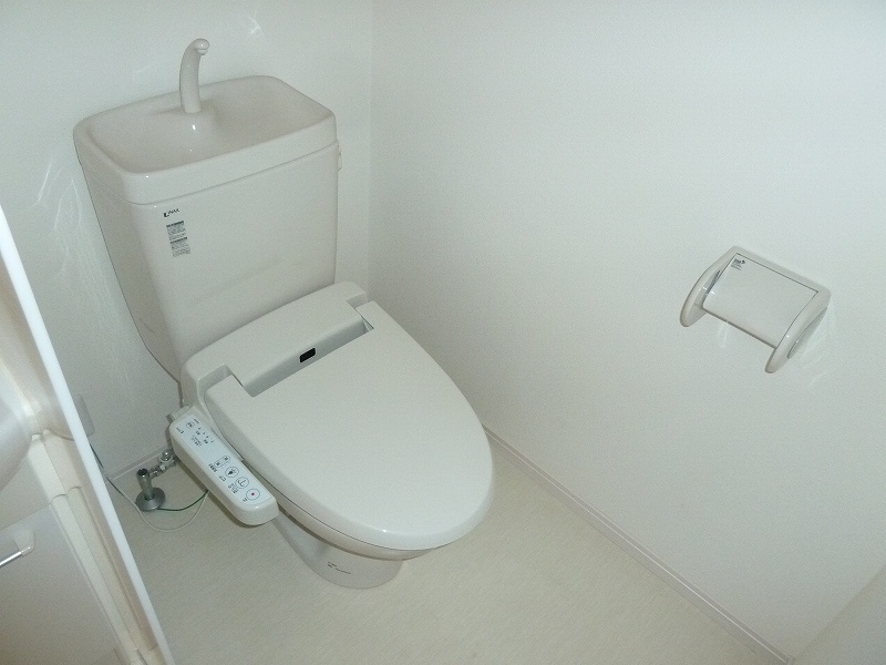 ダイワティアラ津田沼Ⅴのトイレ|もちろんウォシュレットです（別のお部屋の写真です）