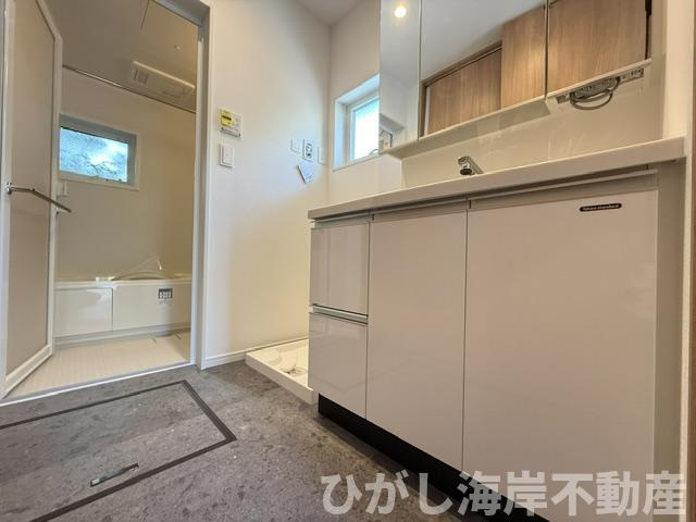 茅ヶ崎市東海岸南6丁目　新築戸建　全３棟の脱衣所|脱衣スペース